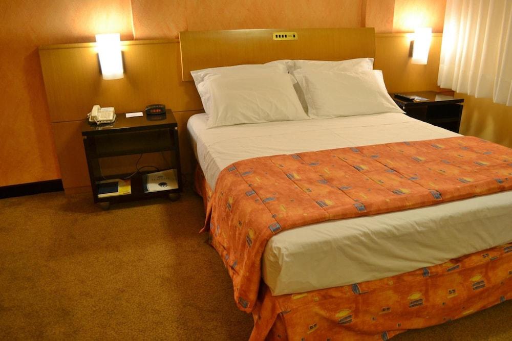 Itatiaia Hotel Passo Fundo Esterno foto